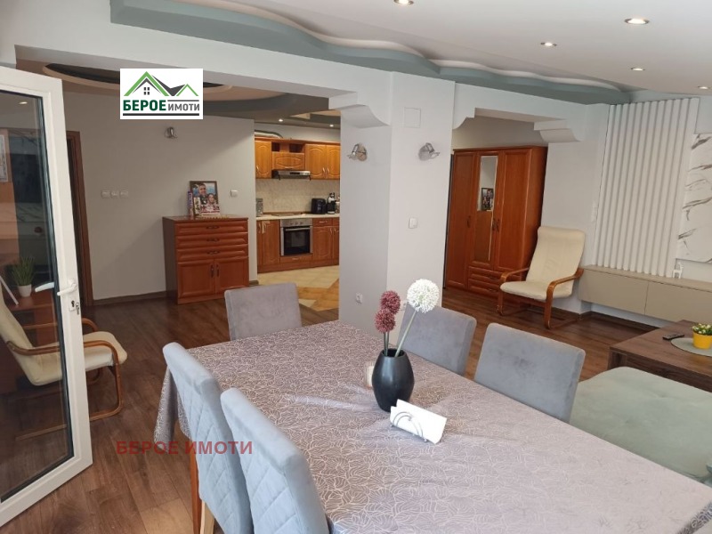 Дава под наем  2-стаен град Стара Загора , Център , 68 кв.м | 61883039 - изображение [4]