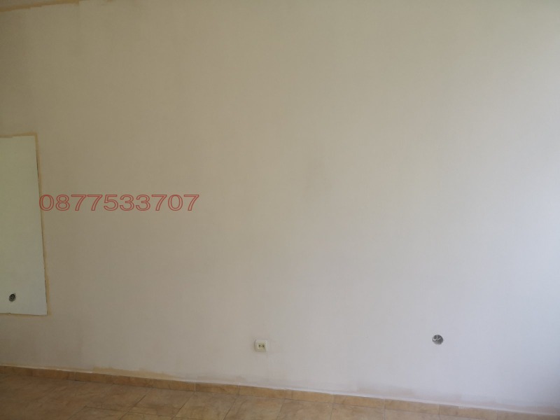 Дава под наем МАГАЗИН, гр. Велико Търново, Център, снимка 6 - Магазини - 52784666