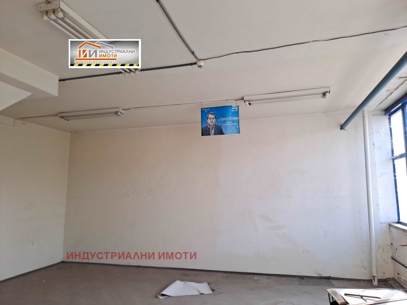 Kiadó  Ipari épület Plovdiv , Industrialna zona - Sever , 50 négyzetméter | 54950564 - kép [3]