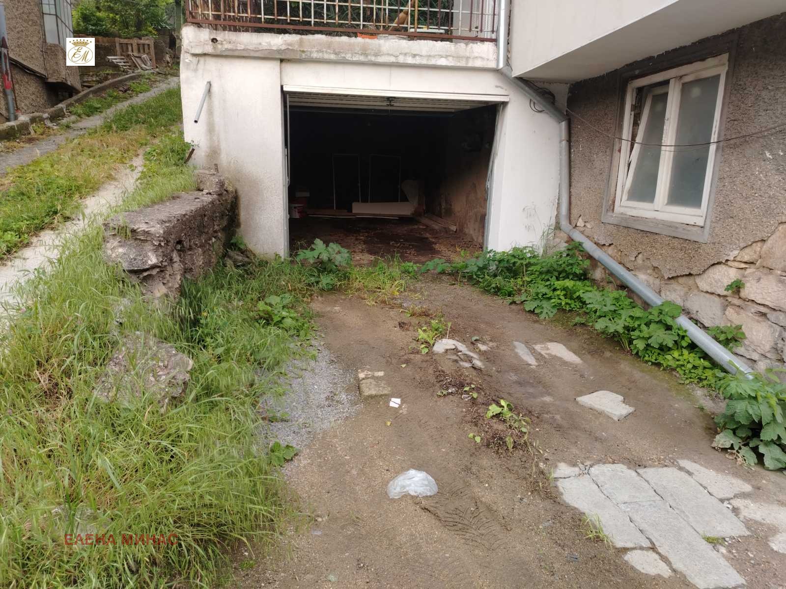 Дава под наем ГАРАЖ, ПАРКОМЯСТО, гр. Шумен, Куршун чешма, снимка 2 - Гаражи и паркоместа - 54827679