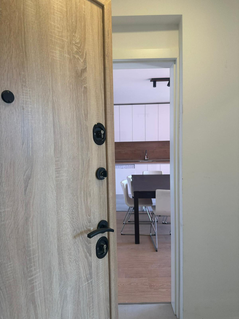 K pronájmu  2 ložnice Sofia , Zona B-18 , 130 m2 | 95457024 - obraz [4]