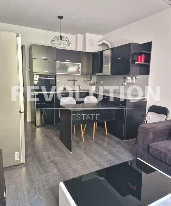 Te huur  2 slaapkamers Varna , Tsentar , 82 m² | 52718723