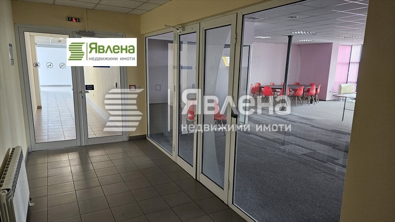 För uthyrning  Kontor Sofia , Letistje Sofia , 900 kvm | 34089302 - bild [8]