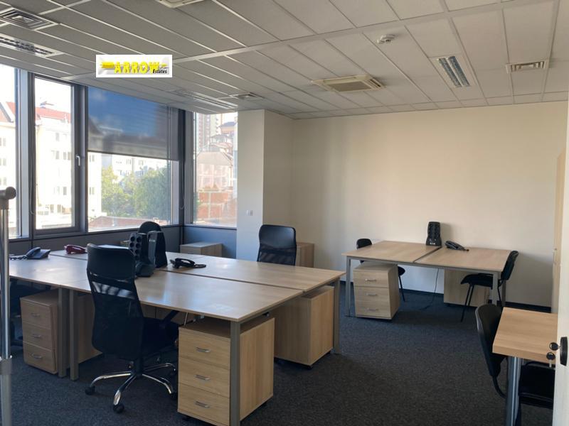 A louer  Bureau Sofia , Tsentar , 780 m² | 72636011 - image [15]