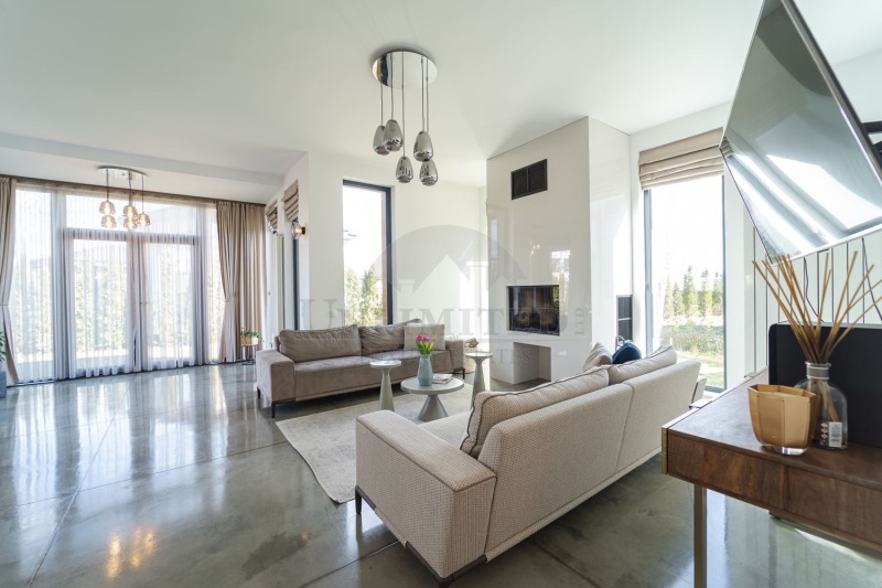 Дава под наем КЪЩА, гр. София, Драгалевци, снимка 2 - Къщи - 52748686