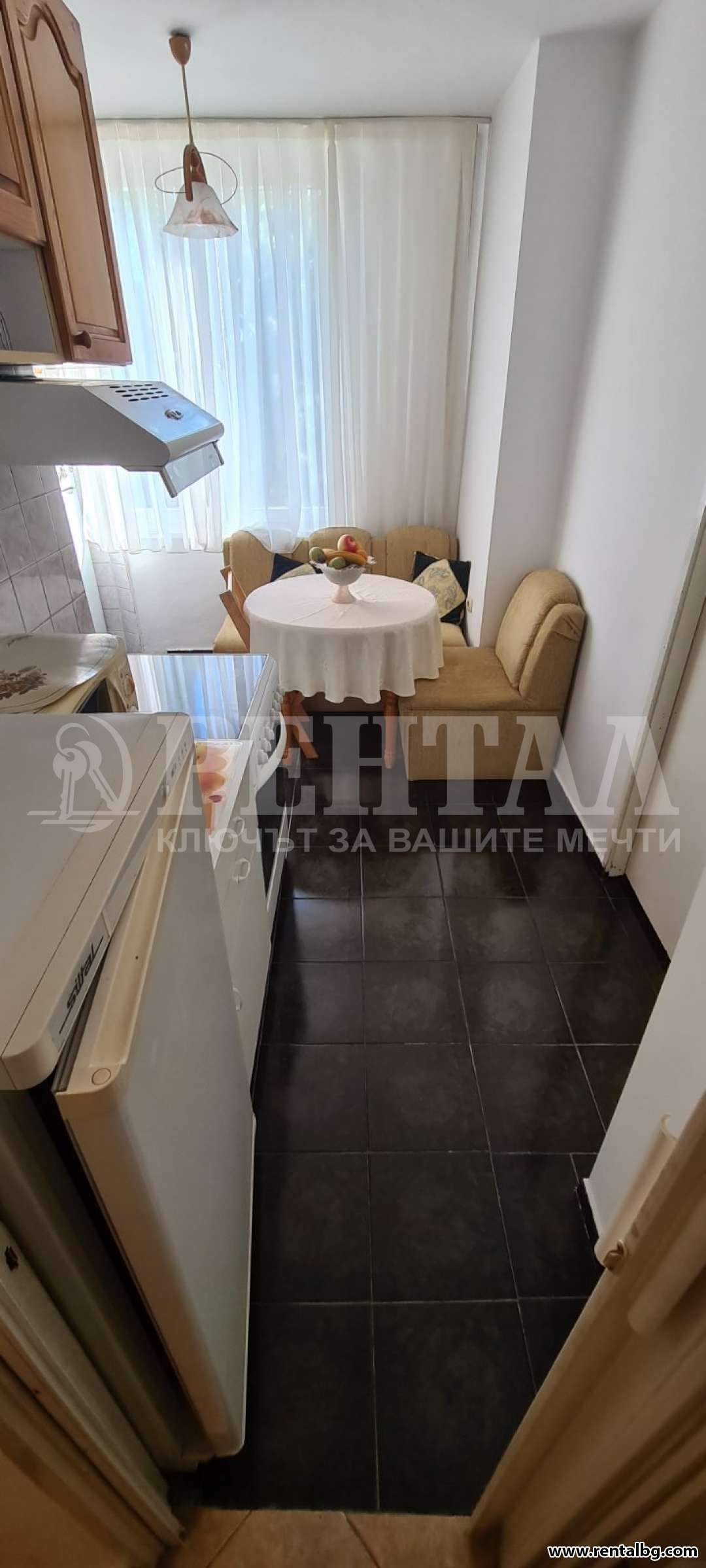 Дава под наем 3-СТАЕН, гр. Пловдив, Кючук Париж, снимка 4 - Апартаменти - 54275695