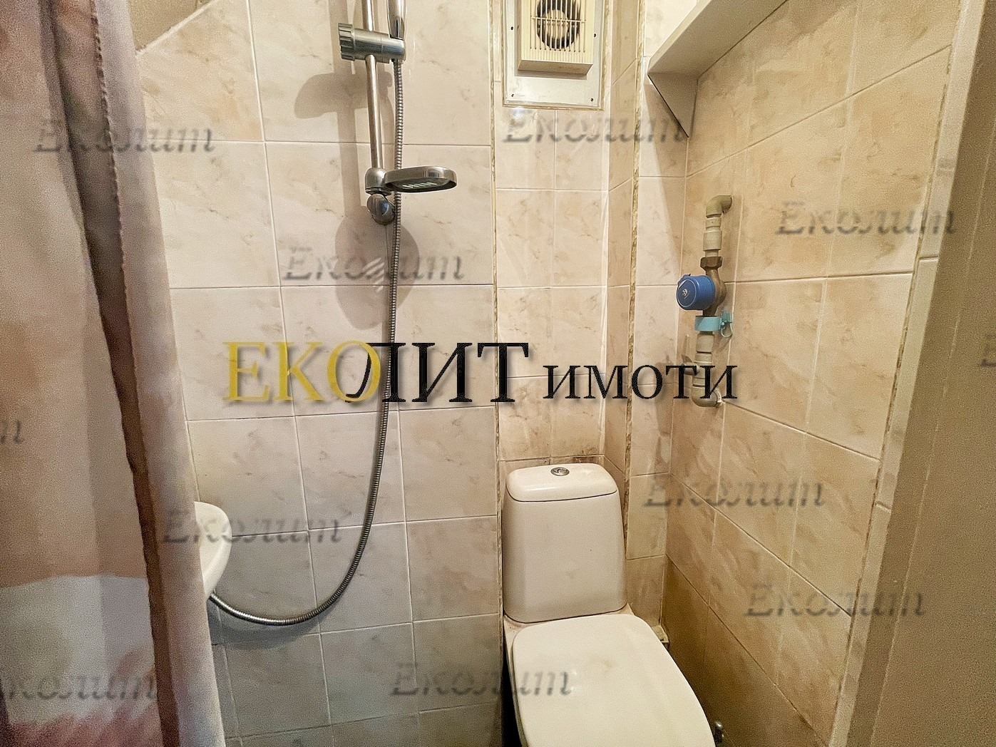 Дава под наем АТЕЛИЕ, ТАВАН, гр. София, Яворов, снимка 4 - Апартаменти - 54277558