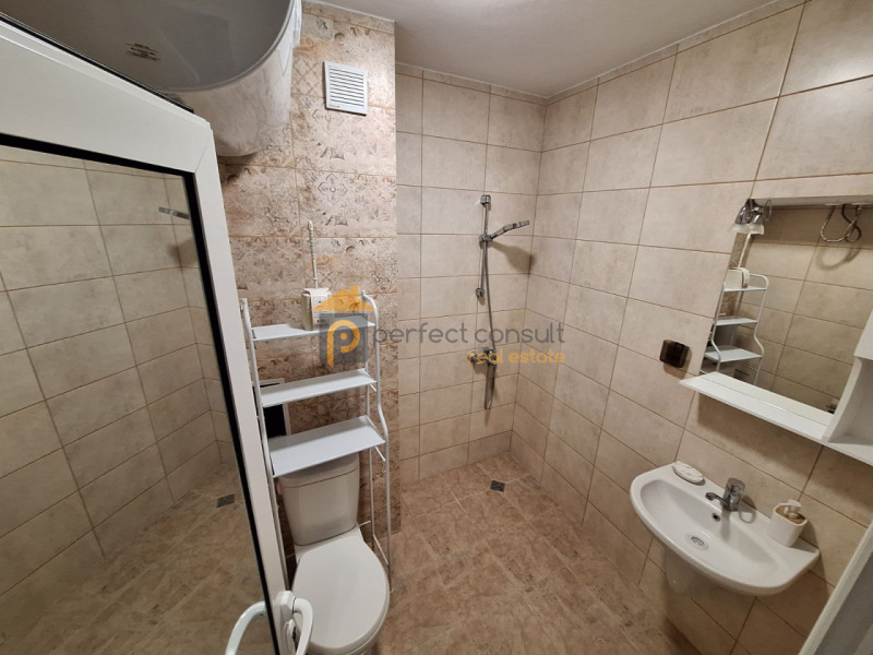 Zu vermieten  1 Schlafzimmer Plowdiw , Kjutschuk Parisch , 65 qm | 11559983 - Bild [6]