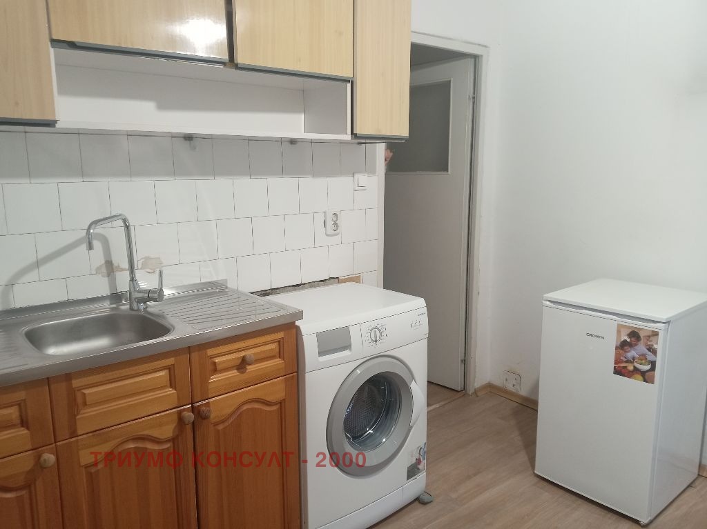 Дава под наем 2-СТАЕН, гр. София, Света Троица, снимка 8 - Апартаменти - 54896315