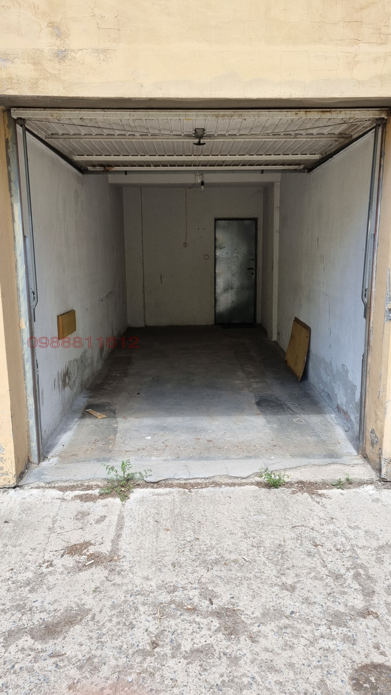 Da affittare  Box auto Sofia , Poduiane , 15 mq | 80514972 - Immagine [2]