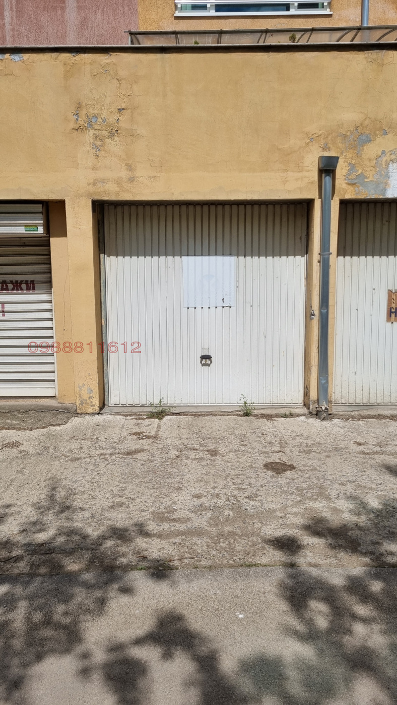 Da affittare  Box auto Sofia , Poduiane , 15 mq | 80514972
