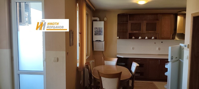 Дава под наем 2-СТАЕН, гр. Велико Търново, Център, снимка 9 - Апартаменти - 52873604