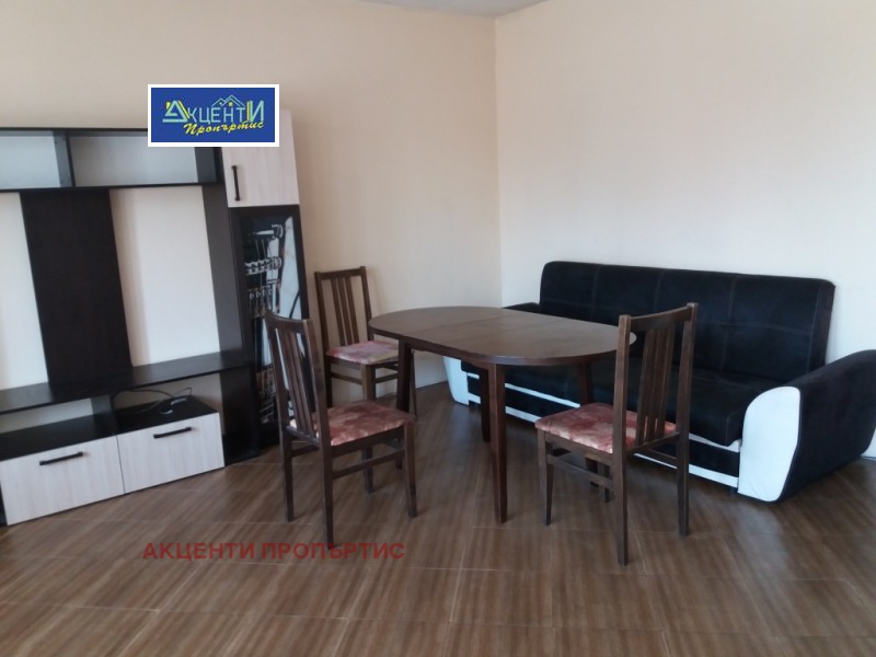 Дава под наем СТАЯ, гр. Велико Търново, Център, снимка 2 - Стаи под наем - 52468572