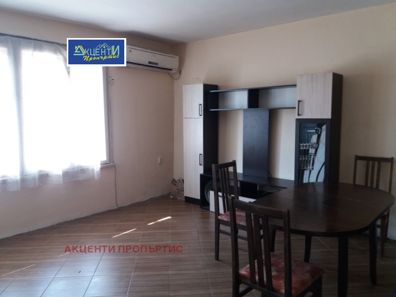 Дава под наем СТАЯ, гр. Велико Търново, Център, снимка 3 - Стаи под наем - 52468572