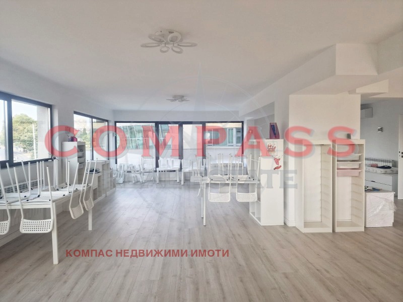 För uthyrning  Kontor Varna , Briz , 300 kvm | 61845537