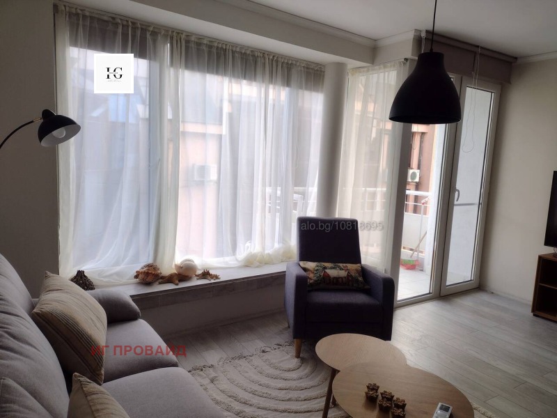 Дава под наем 3-СТАЕН, гр. Бургас, Център, снимка 13 - Апартаменти - 53461521