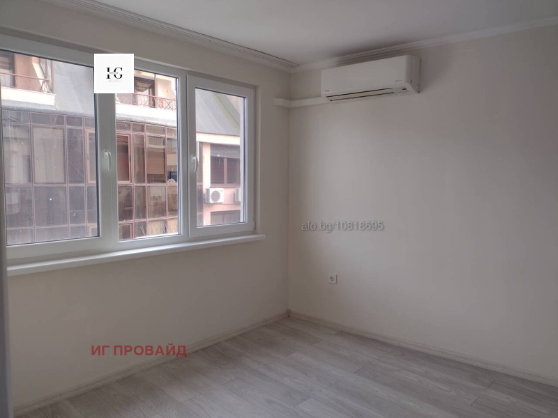 Дава под наем 3-СТАЕН, гр. Бургас, Център, снимка 11 - Апартаменти - 53461521