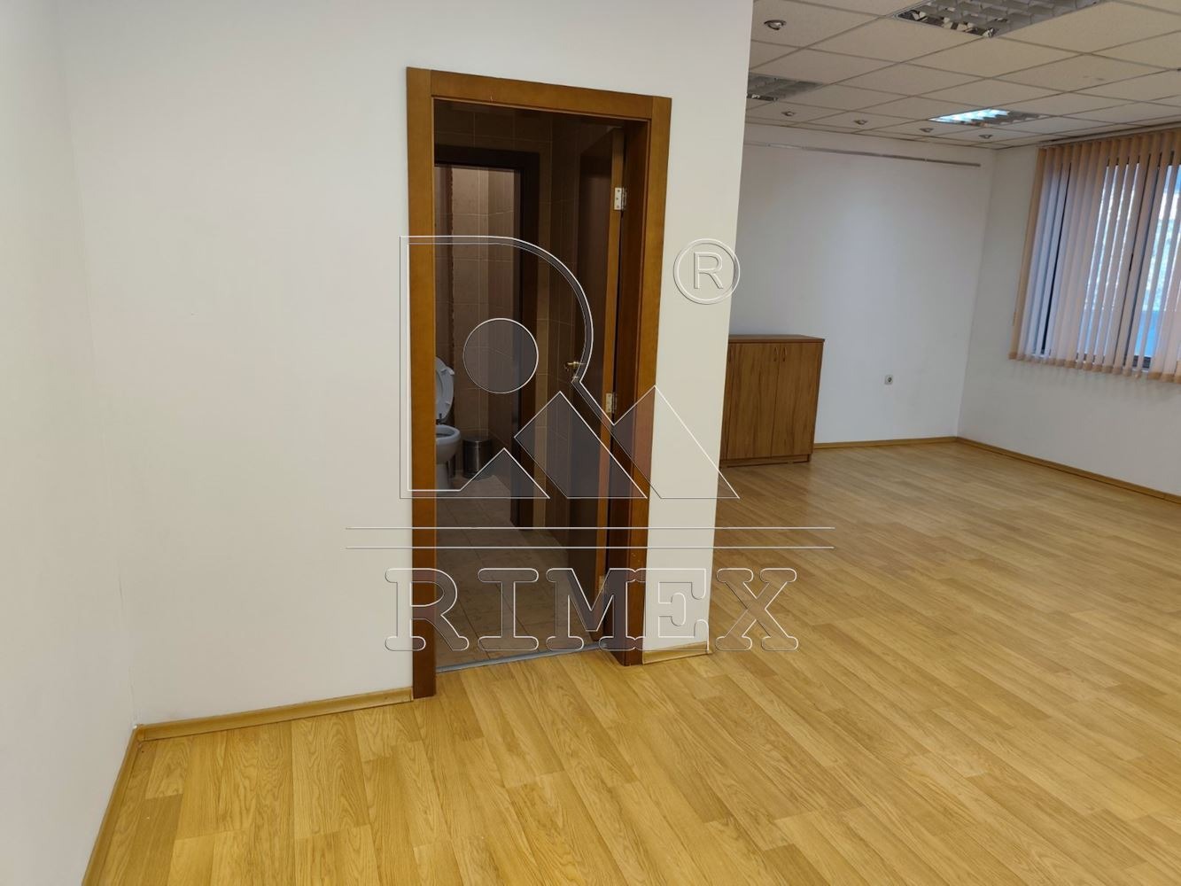 Дава под наем ОФИС, гр. Пловдив, Каменица 1, снимка 7 - Офиси - 53981292