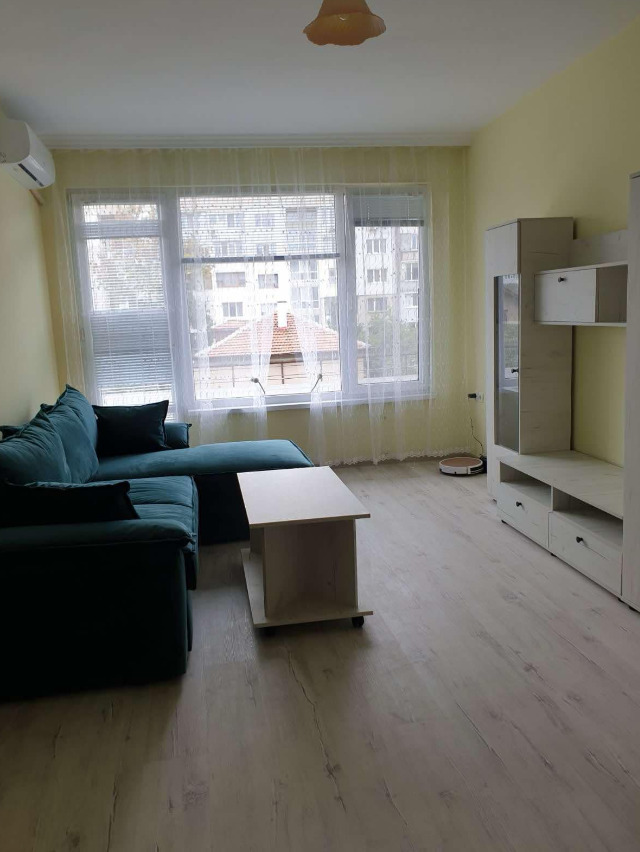 Para alugar  2 quartos Sofia , Suhata reka , 90 m² | 74408963