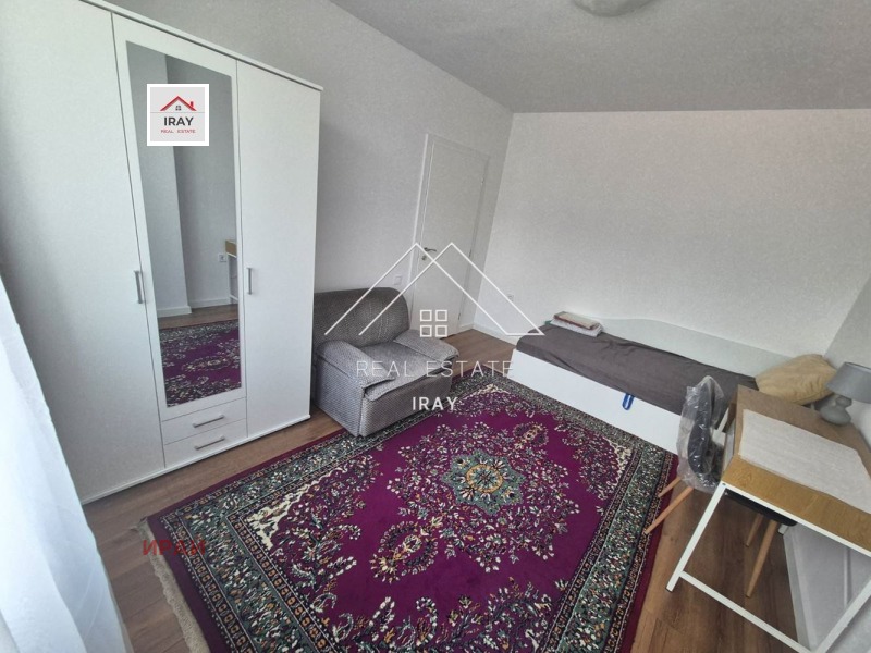 Дава под наем МНОГОСТАЕН, гр. Стара Загора, Център, снимка 13 - Апартаменти - 52521217