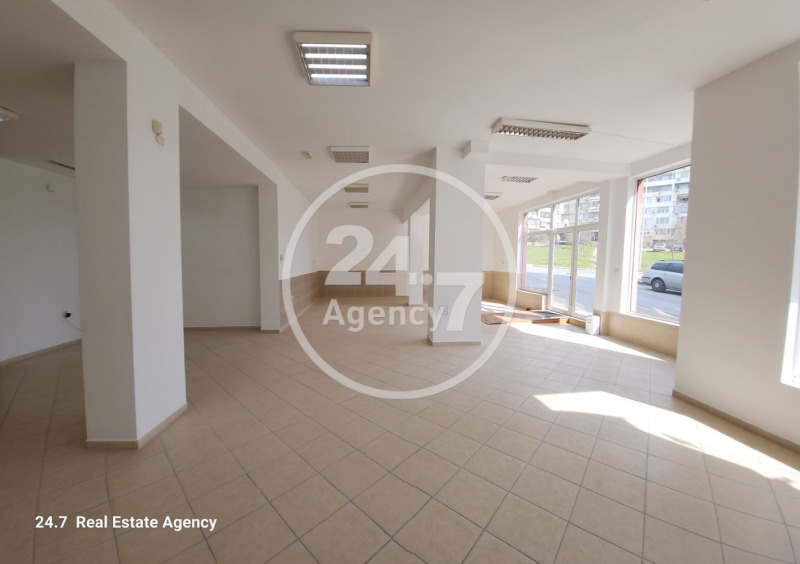 Дава под Наем МАГАЗИН в град Варна, Владислав Варненчик 1 - 125 кв.м / 1 200 € » 2 347.00 лв., АГЕНЦИЯ 24.7