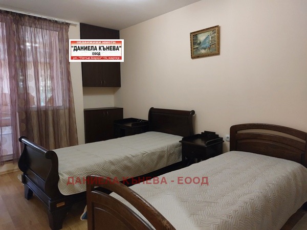 K pronájmu  2 ložnice Ruse , Centar , 120 m2 | 37020509 - obraz [7]