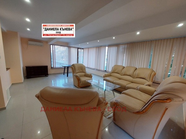 K pronájmu  2 ložnice Ruse , Centar , 120 m2 | 37020509 - obraz [11]