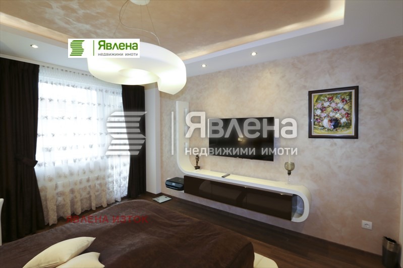 Дава под наем 3-СТАЕН, гр. София, Център, снимка 3 - Апартаменти - 52842714