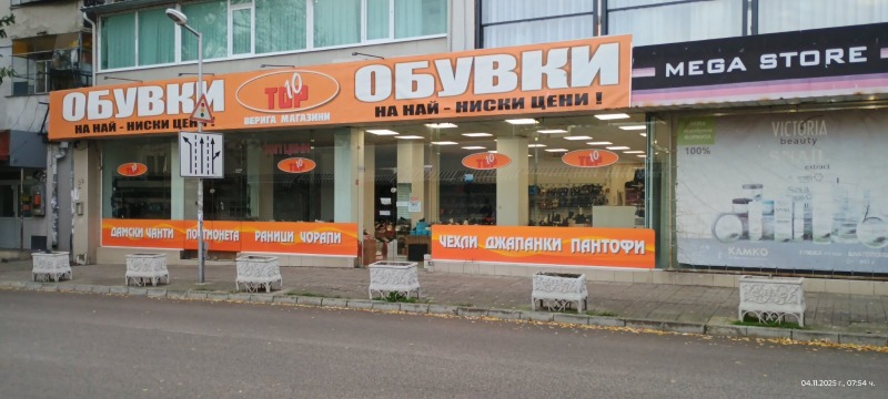 Дава под наем МАГАЗИН, гр. Варна, Колхозен пазар, снимка 2 - Магазини - 52290941