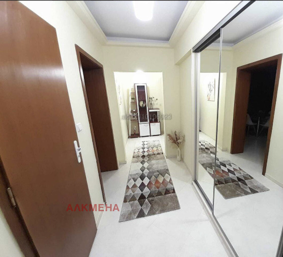 K pronájmu  2 ložnice Sofia , Borovo , 130 m2 | 60194543 - obraz [12]