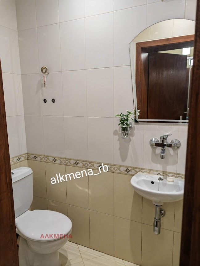 K pronájmu  2 ložnice Sofia , Borovo , 130 m2 | 60194543 - obraz [11]