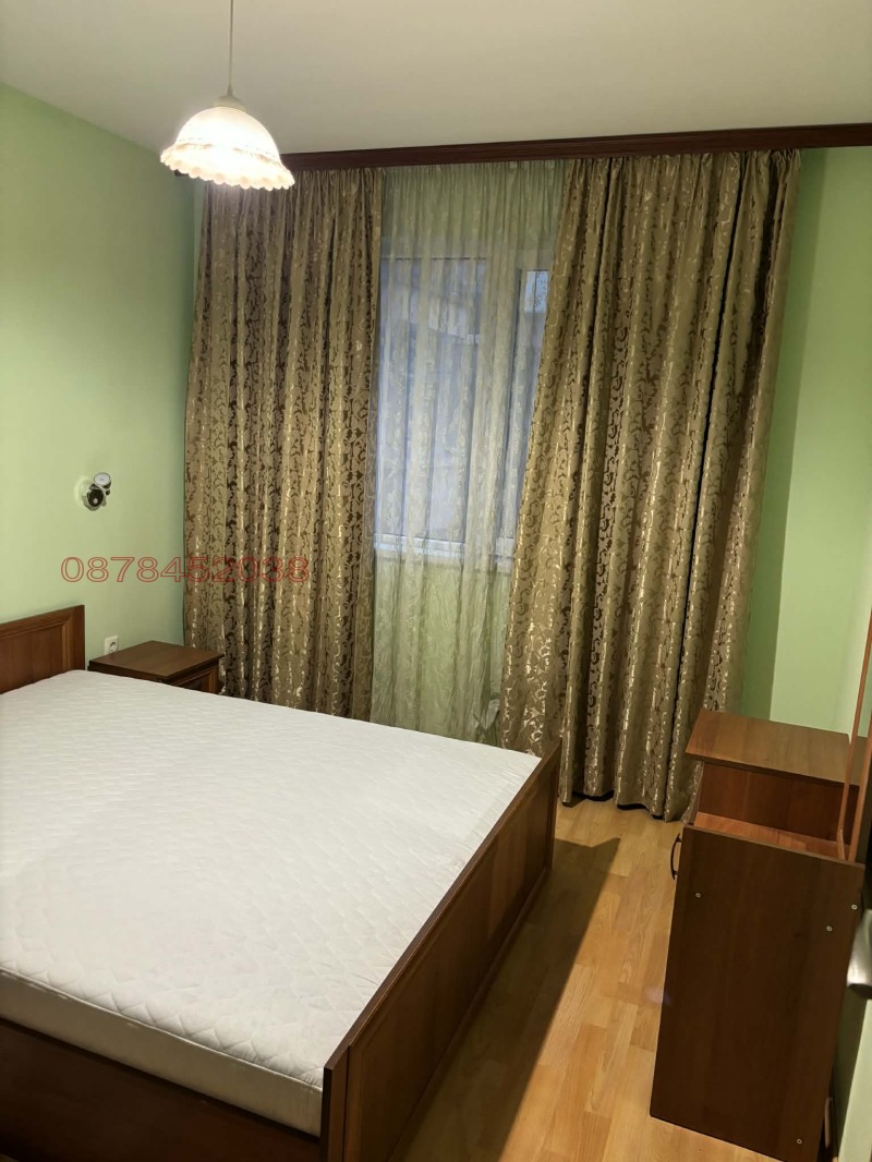 Дава под наем 3-СТАЕН, гр. Пловдив, Кючук Париж, снимка 3 - Апартаменти - 52771834