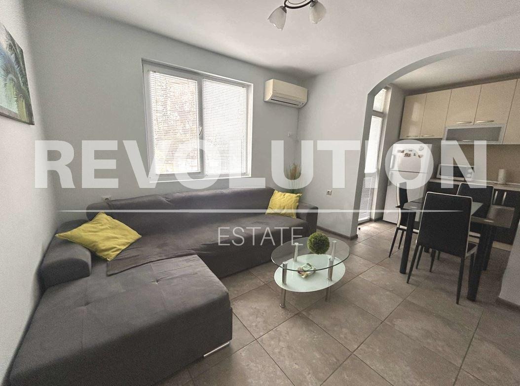 Дава под наем 3-СТАЕН, гр. Варна, Център