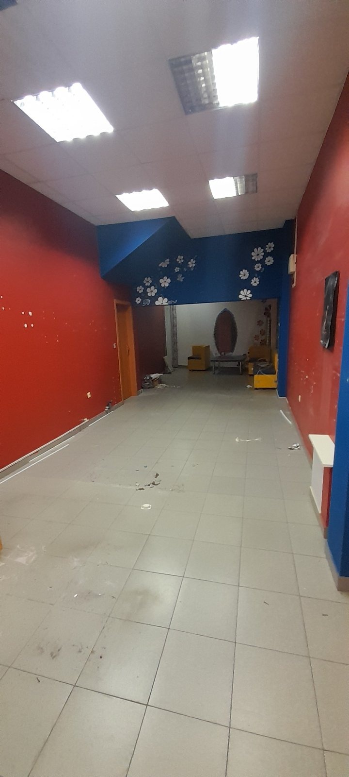 Vuokrattavana  Toimisto Pleven , Idealen tsentar , 50 neliömetriä | 44066608 - kuva [10]