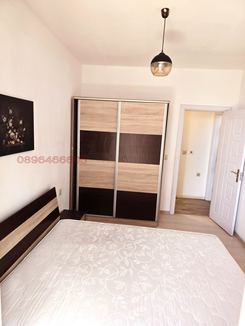 Издаје се  1 спаваћа соба Софија , Триагалника , 65 м2 | 18030721 - слика [5]