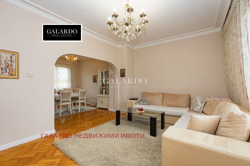 Под наем 3-СТАЕН, град Пловдив, Кючук Париж • 440 € / 860.57 лв. • 77070765 1