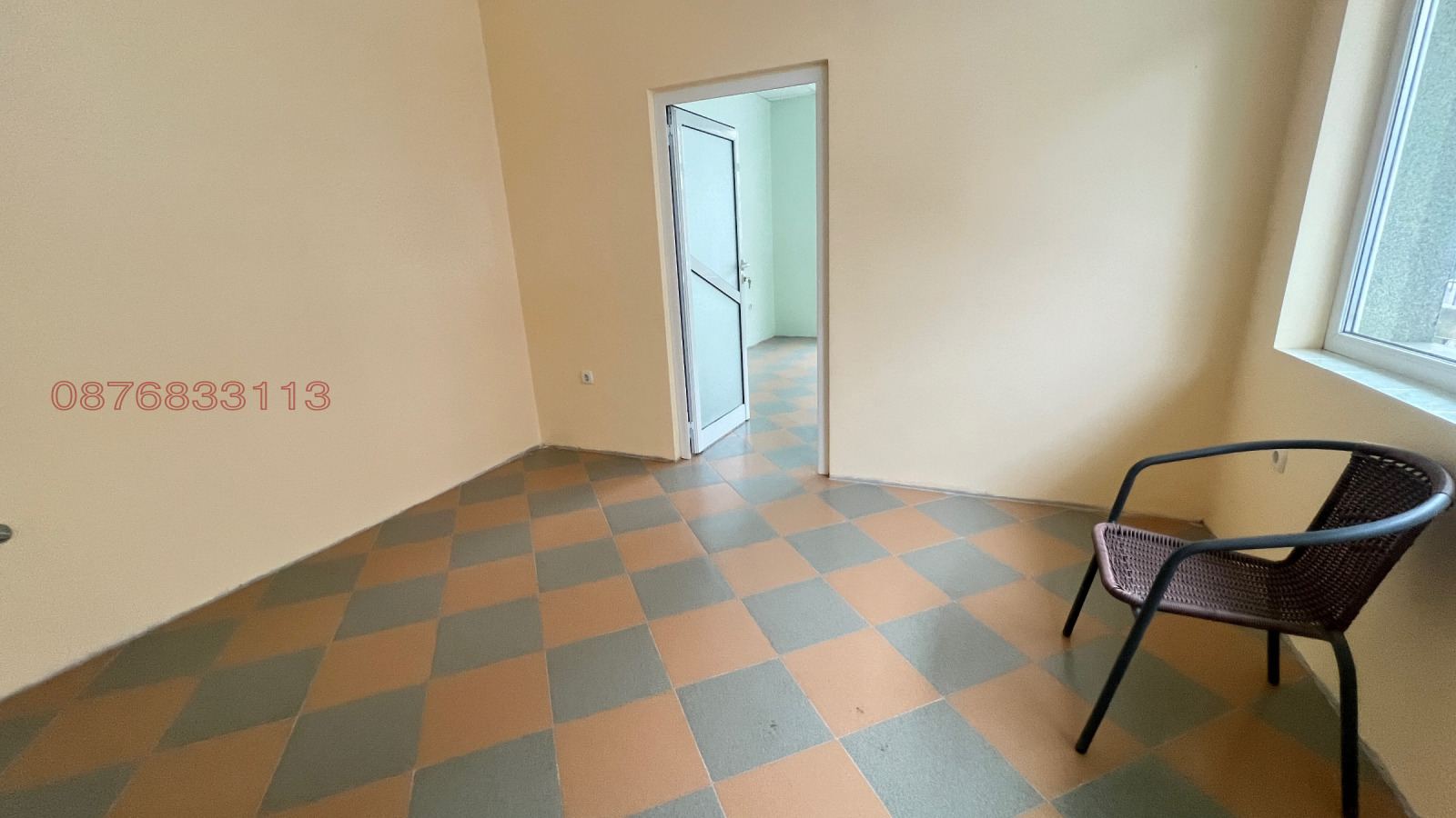 Дава под наем  Офис област Монтана , гр. Лом , 20 кв.м | 79890249