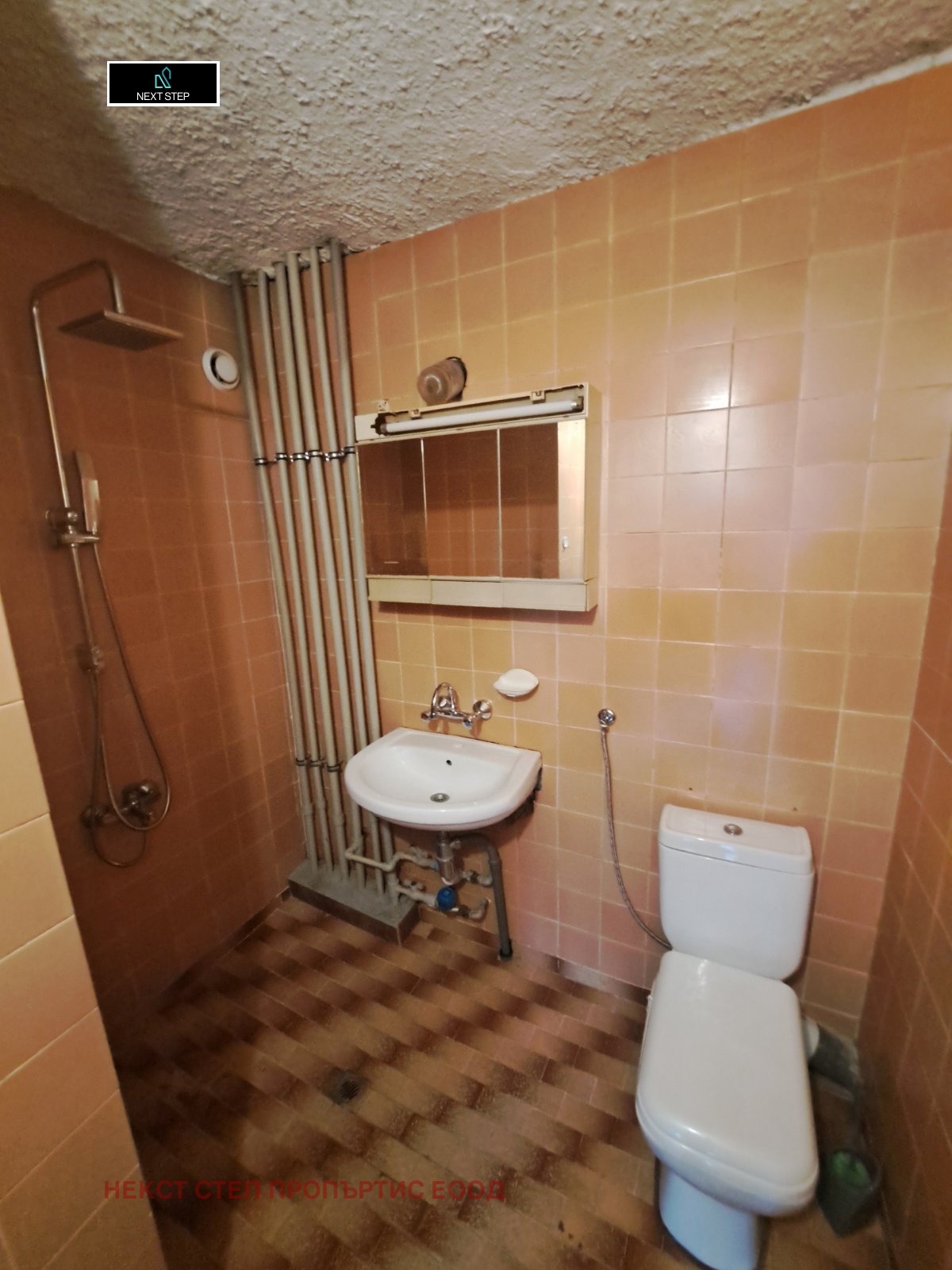 Дава под наем 4-СТАЕН, гр. София, Света Троица, снимка 7 - Апартаменти - 54597617