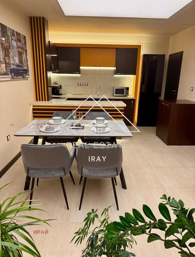 Para alugar  1 quarto Stara Zagora , Operata , 85 m² | 49531817