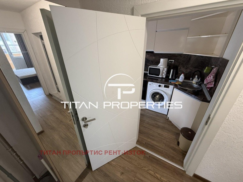 Zu vermieten  1 Schlafzimmer Burgas , Wazraschdane , 53 qm | 37352599 - Bild [2]