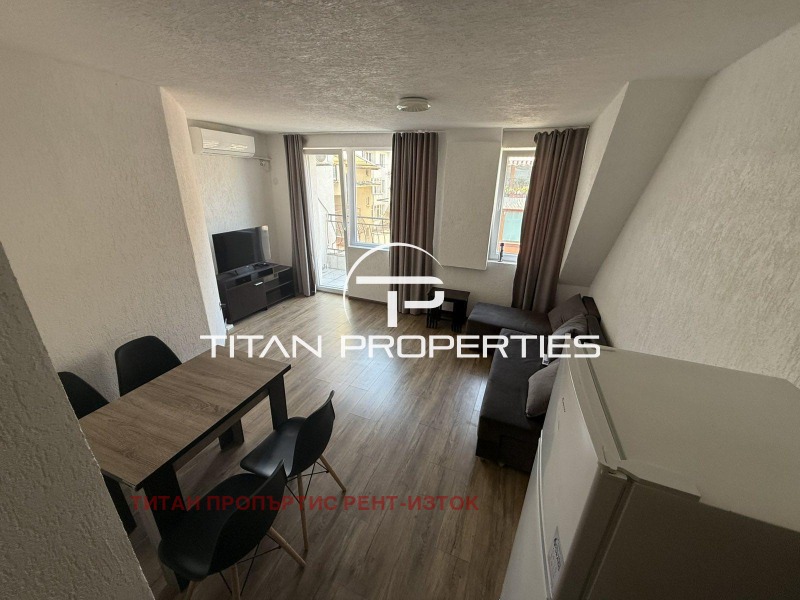 Zu vermieten  1 Schlafzimmer Burgas , Wazraschdane , 53 qm | 37352599 - Bild [4]