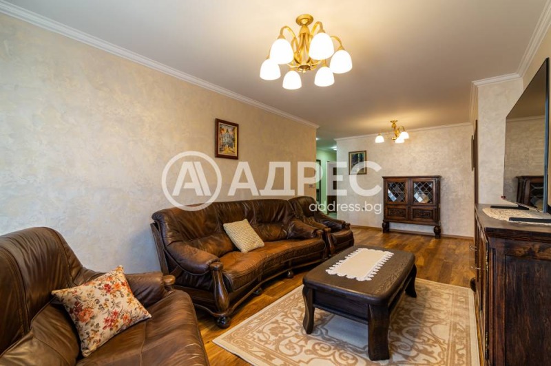 Te huur  3+ slaapkamer Plovdiv , Tsentar , 140 m² | 93028363 - afbeelding [11]