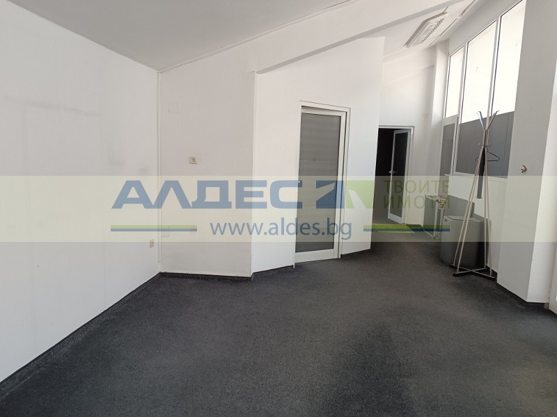 Te huur  Kantoor Sofia , Banisjora , 80 m² | 52731904 - afbeelding [3]