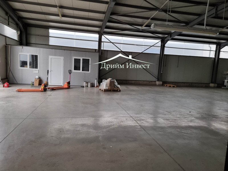 Do wynajęcia  Budynek przemysłowy Plowdiw , Industrialna zona - Sewer , 290 mkw | 12230805 - obraz [3]