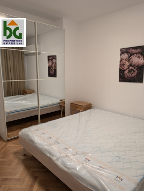 3 Schlafzimmer Tschajka, Warna 6