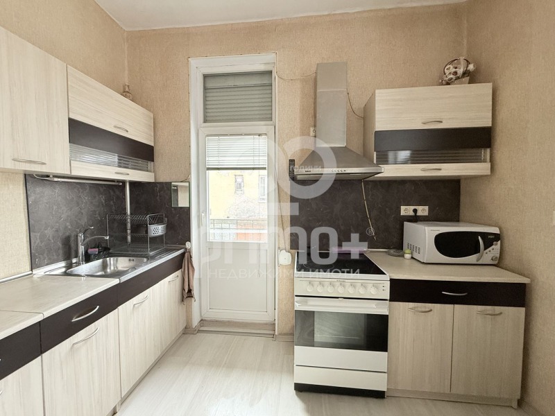 Издаје се  1 спаваћа соба Софија , Центар , 60 м2 | 30570131 - слика [4]