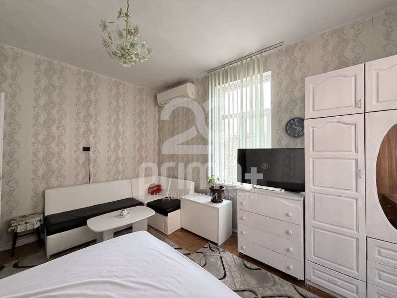 Издаје се  1 спаваћа соба Софија , Центар , 60 м2 | 30570131 - слика [2]