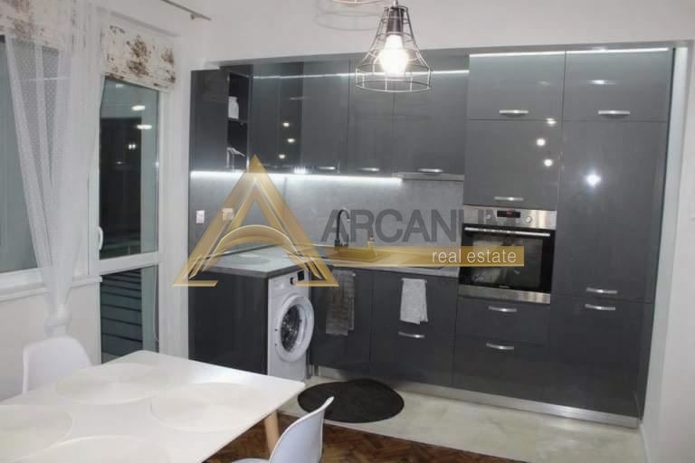 Дава под наем 3-СТАЕН, гр. Варна, Център