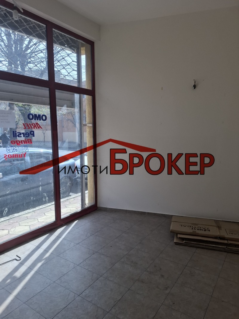De inchiriat  Magazin Sliven , Cluțohor , 120 mp | 74207581 - imagine [6]