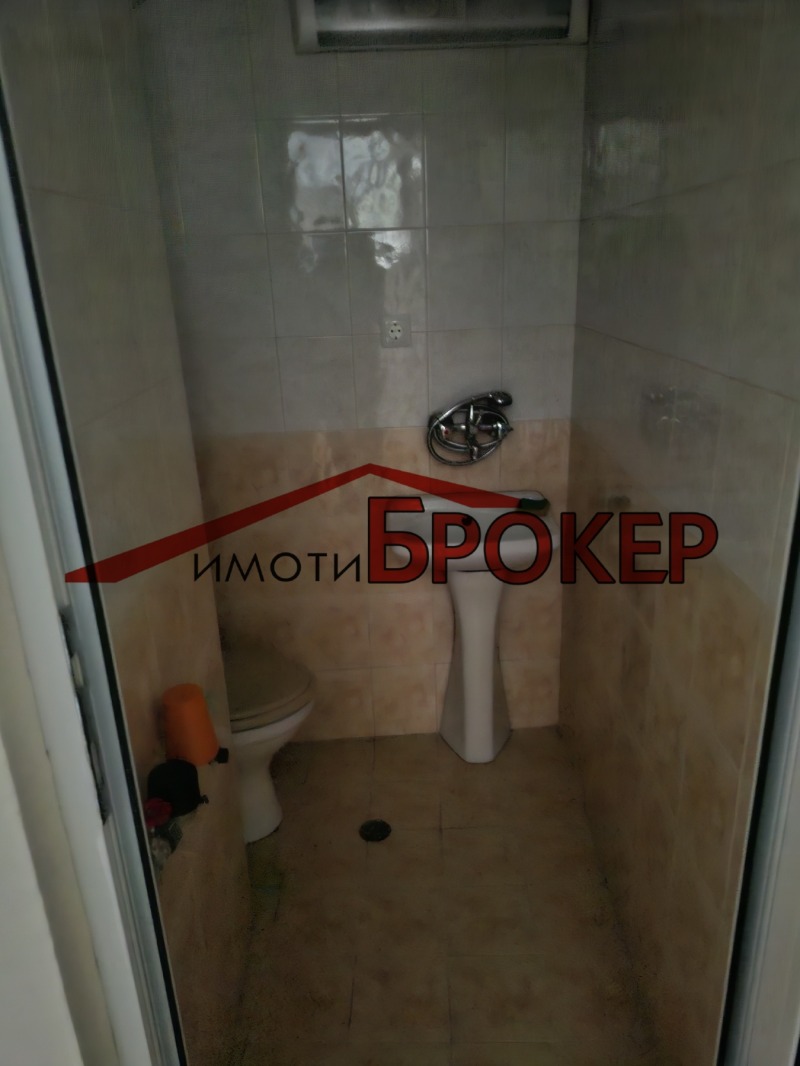 De inchiriat  Magazin Sliven , Cluțohor , 120 mp | 74207581 - imagine [15]